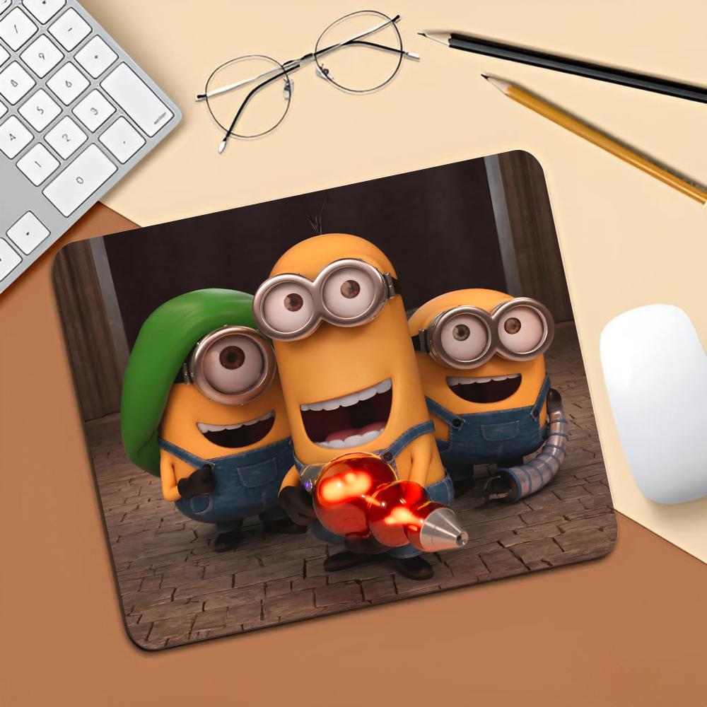 M-Minion แผ่นรองเม้าส์สำหรับเล - Laptop Accessories Protector บทวิจารณ์และราคา