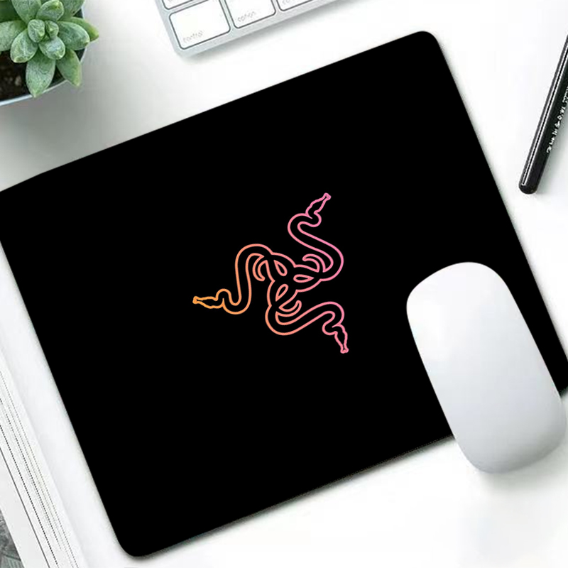 แผ่นรองเมาส์เรเซอร์สุดหรู ลายอ - Laptop Accessories For Programmers บทวิจารณ์และราคา